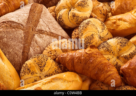 Varietà di pane fresco e pasticcini Foto Stock