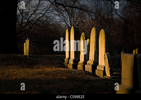 Cimitero di sera tardi, Pennsylvania, STATI UNITI D'AMERICA Foto Stock