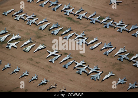 Vista aerea al di sopra di aerei militari cimitero Davis Monthan Air Force Base di Tucson in Arizona Foto Stock