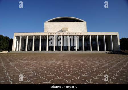 Italia, Roma, EUR, Palazzo dei Congressi Foto Stock