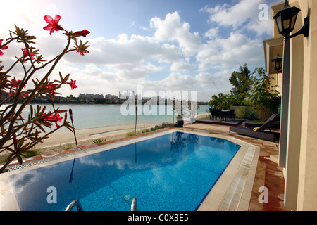 Casa privata, sul Palm Jumeirah, per affittare un appartamento di vacanza. Dubai, Emirati Arabi Uniti. Foto Stock