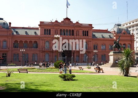 La Casa Rosada in Plaza de Mayo Square.Buenos Aires. Argentina. Foto Stock