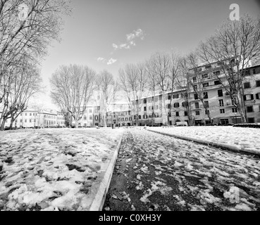 Pisa dopo una tempesta di neve, Italia Foto Stock