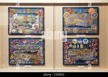 Lo scafo arazzo sul display in The Guildhall, Hull Foto Stock