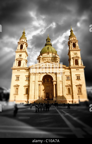Dalla Basilica di Santo Stefano,, ( Szent Istvan Bazilika ) , Neo Classico edificio, Budapest, Ungheria Foto Stock
