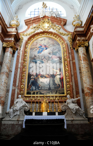 Dettaglio, altare laterale, interno, Karlskirche, costruito 1716-1737, Vienna, Austria, Europa Foto Stock