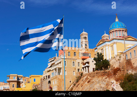 Il neo classica chiesa greco-ortodossa di San Nicola, Ermoupolis, Syros, greco isole Cicladi Foto Stock