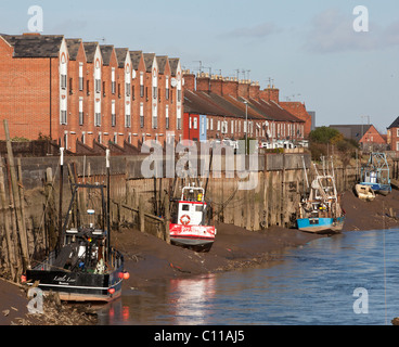 Boston, Lincolnshire. Nella foto sono barche da pesca nel centro di Boston. Foto di Fabio De Paola Foto Stock