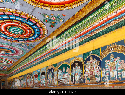 Pittura murale in Srivilliputhur Andal tempio, Srivilliputtur, Tamil Nadu, Tamilnadu, Sud India, India, Asia Foto Stock