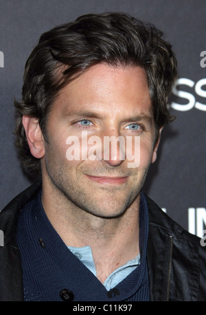 BRADLEY COOPER illimitate di LOS ANGELES speciale proiezione. RELATIVITY MEDIA. HOLLYWOOD Los Angeles California USA 03 Marzo 2011 Foto Stock