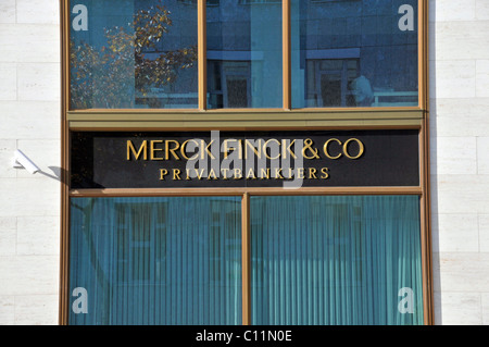 Merck Finck & Co., banchieri privati, finanziari ufficio distrettuale di Colonia, nella Renania settentrionale-Vestfalia, Germania, Europa Foto Stock