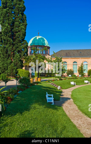Aranciera nel Giardino Botanico, i giardini del castello di Karlsruhe Baden-Wuerttemberg, Germania, Europa Foto Stock