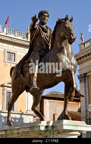 Statua equestre di Marco Aurelio, Piazza del Campidoglio Piazza del Campidoglio, Roma, Lazio, l'Italia, Europa Foto Stock