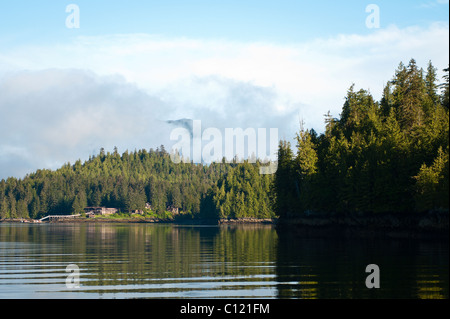 L'Alaska. Sì Bay Lodge, sì Bay, Cleveland regione Penisola di Alaska sudorientale. Foto Stock