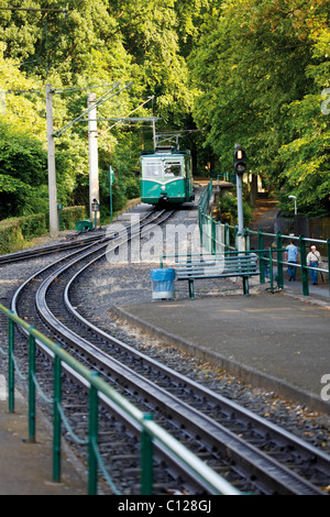 Drachenfels ferroviarie, ferrovia a cremagliera, Koenigswinter, Drachenfels, Dragon's Rock, Siebenbirge montagne, Renania settentrionale-Vestfalia Foto Stock