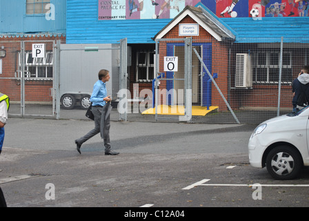 Crystal palace fc selhurst park auto park steve parrocchia tag presidente Foto Stock