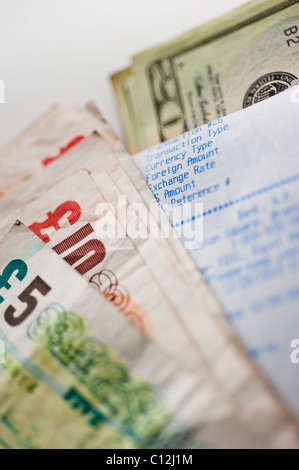 Sterline inglesi e dollari americani Foto Stock