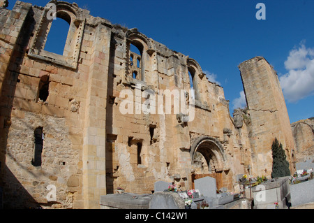 Notre Dame abbazia benedettina. Alet-les-Bains, Aude. Languedoc-Roussillon, Francia Foto Stock