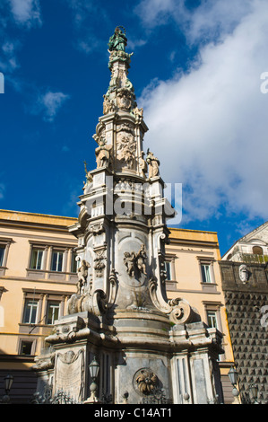 Guglia dell'Immacolata barocco obelisco a Piazza del Gesu Nuovo centro di Napoli Campania Italia Europa Foto Stock