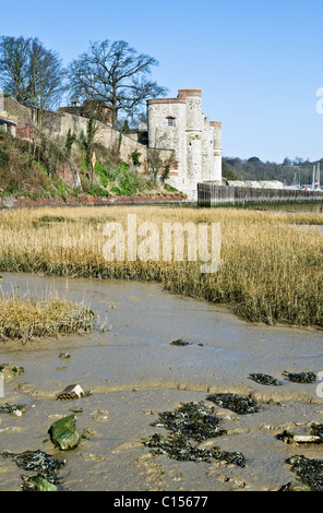 Il castello di Upnore sulle rive del fiume Medway nel Kent. Foto Stock