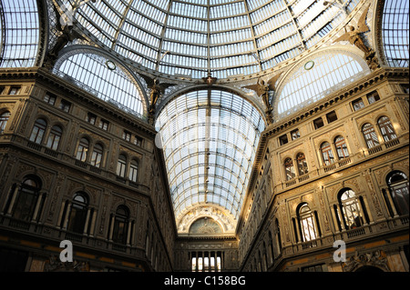 Napoli, città metropolitana di Napoli, Italia, Galleria Umberto i, che è una galleria commerciale pubblica di Napoli. Foto Stock