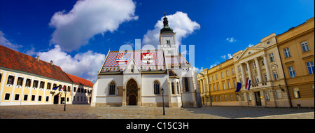 Tardo gotica chiesa di la chiesa di San Marco (Crkva sv. Marka) , con il croato Parliamnet [ ]destra Zagreb, Croazia Foto Stock