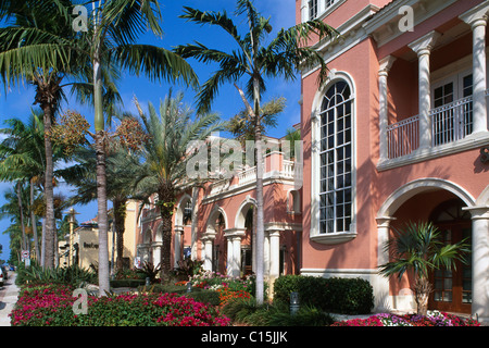 I negozi lungo la Quinta Avenue South, Naples, Florida, Stati Uniti d'America Foto Stock