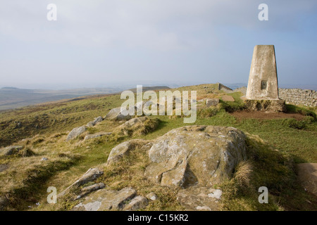 Trig punto sulla parete di Adriano a Winshield, Northumberland Foto Stock