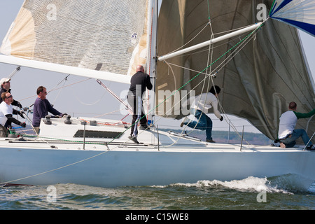 Barche a vela e yacht racing al Texoma Sailing Club Icebreaker 1, primo club vela gara del 2011. Foto Stock