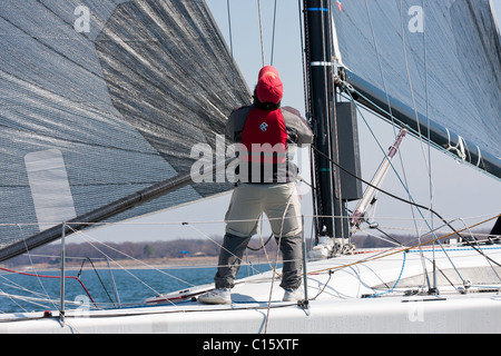 Barche a vela e yacht racing al Texoma Sailing Club Icebreaker 1, primo club vela gara del 2011. Foto Stock