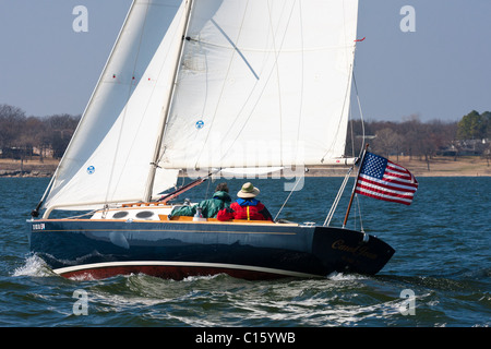 Barche a vela e yacht racing al Texoma Sailing Club Icebreaker 1, primo club vela gara del 2011. Foto Stock