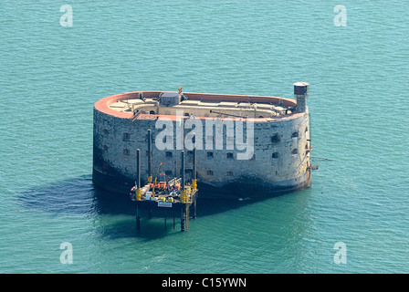 Vista aerea di Fort Boyard, Oceano Atlantico, Fouras, Charente Maritime dipartimento, Francia Foto Stock