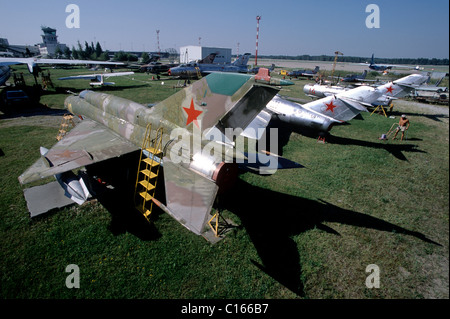 La lettonia. Aria sovietica Museum presso l'Aeroporto di Riga, Lettonia. 2002 Foto Stock