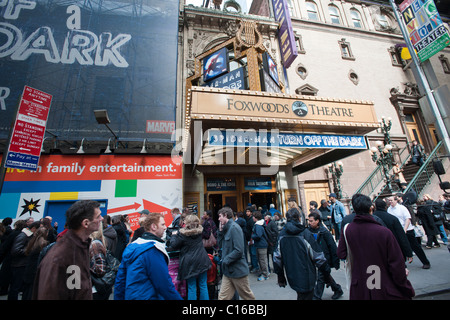 Il Foxwoods Theatre in Times Square a New York ad una matinée di anteprima di 'Uomo Ragno Spegnere il buio Foto Stock