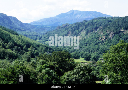 Tomaia Conwy Valley, il Galles del Nord valli gallesi fiume fiumi colline collina montagna montagne aspre scenari montuosi UK Conway Foto Stock