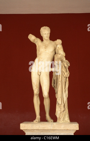 Statua in marmo di Hermes, Olympia Museum, Peloponneso e Grecia, Europa Foto Stock