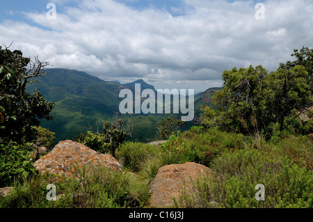 Vista delle montagne Drakensberg in Sud Africa Foto Stock