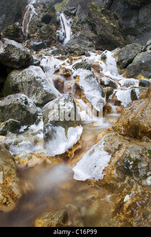 Gordale Scar in inverno Malhamdale Yorkshire Dales Inghilterra Foto Stock