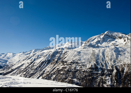 Oetztal Alps da Mt Nederkogel a Mt Ramolkogel, visto da Mt Hochgurgl, Valle Oetztal in Tirolo, Austria, Europa Foto Stock