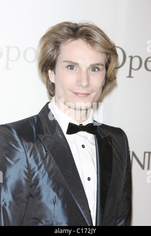 Austin Scarlett,, Metropolitan Opera centoventicinquesimo anniversario gala al Metropolitan Opera House al Lincoln Center - Arrivi New York Foto Stock