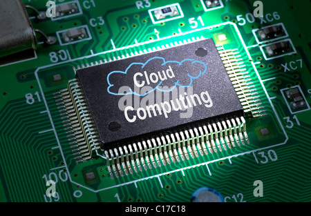 Il cloud computing con chip nel computer Foto Stock