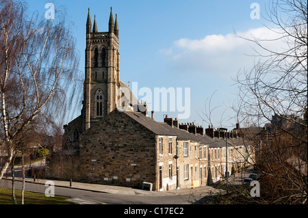 Durham,la chiesa di Nostra Signora della Misericordia e San Godric in castello Chare. Stenditoio terrazza a destra Foto Stock