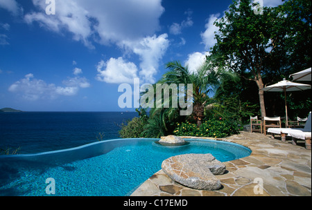 Piscina del Little Dix Bay Resort su Virgin Gorda Isola, Isole Vergini Britanniche, Isole dei Caraibi Foto Stock