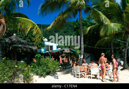 Bar in spiaggia a White Bay in Jost Van Dyke Isola, Isole Vergini Britanniche, Isole dei Caraibi Foto Stock