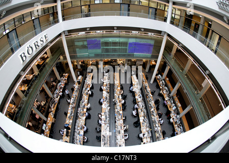 Il trading floor di Stoccarda la borsa, Boerse Stuttgart AG, Baden-Wuerttemberg, Germania, Europa Foto Stock