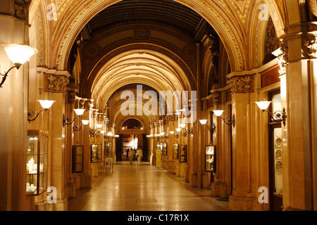 Passaggio Freyung, shopping arcade nel Palais Ferstel, Palais Ferstel, Vienna, Austria, Europa Foto Stock