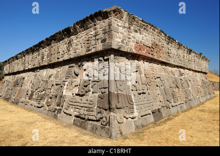 Piramide del serpente piumato a Xochicalco in Stato di Morelos, Messico Foto Stock