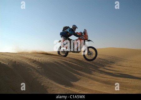 I faraoni International Cross Country Rally comprende sette giorni di deserto di guida per motociclisti, automobili e camion. Foto Stock