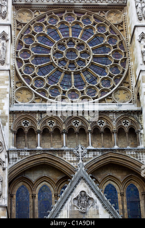 La finestra principale all'entrata frontale a Westminster Abbey Foto Stock