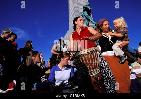 Canada Quebec, domenica Concerto di percussioni al fondo di Cartier un monumento nel parco Mont-Royal Foto Stock